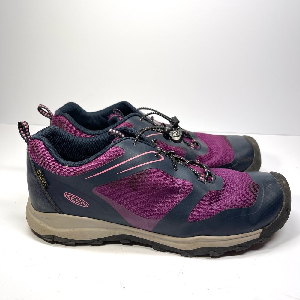 Keen Shoes Wanduro Waterproof Hiking Shoe‎ Size 7 Youth